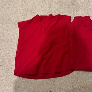 Figs Olympic red scrub SET